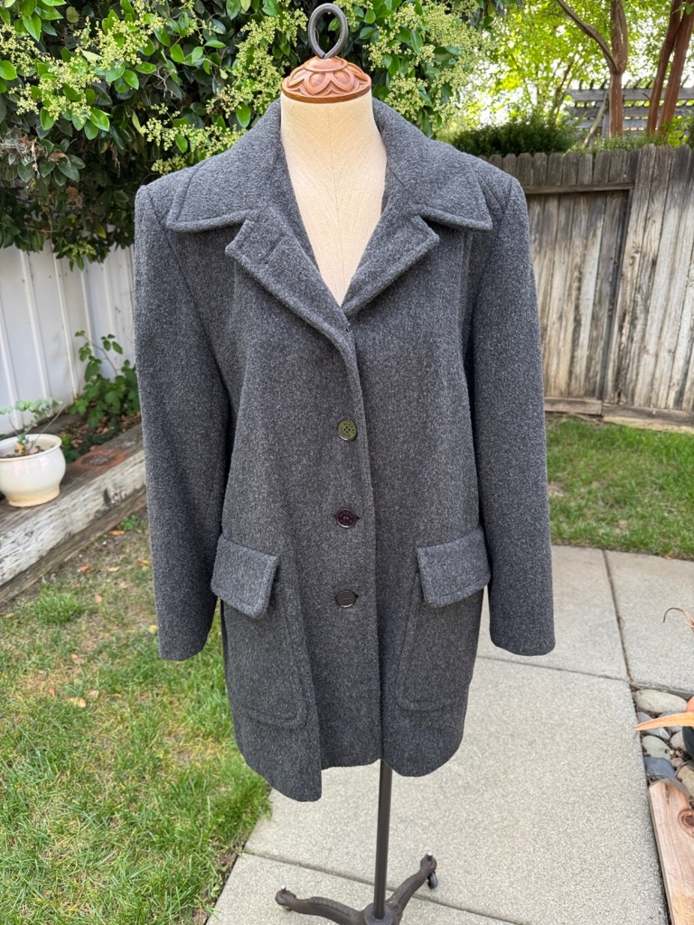 Vintage Albert Nipon Wool Women's Size 12 Gray Pea Coat USA